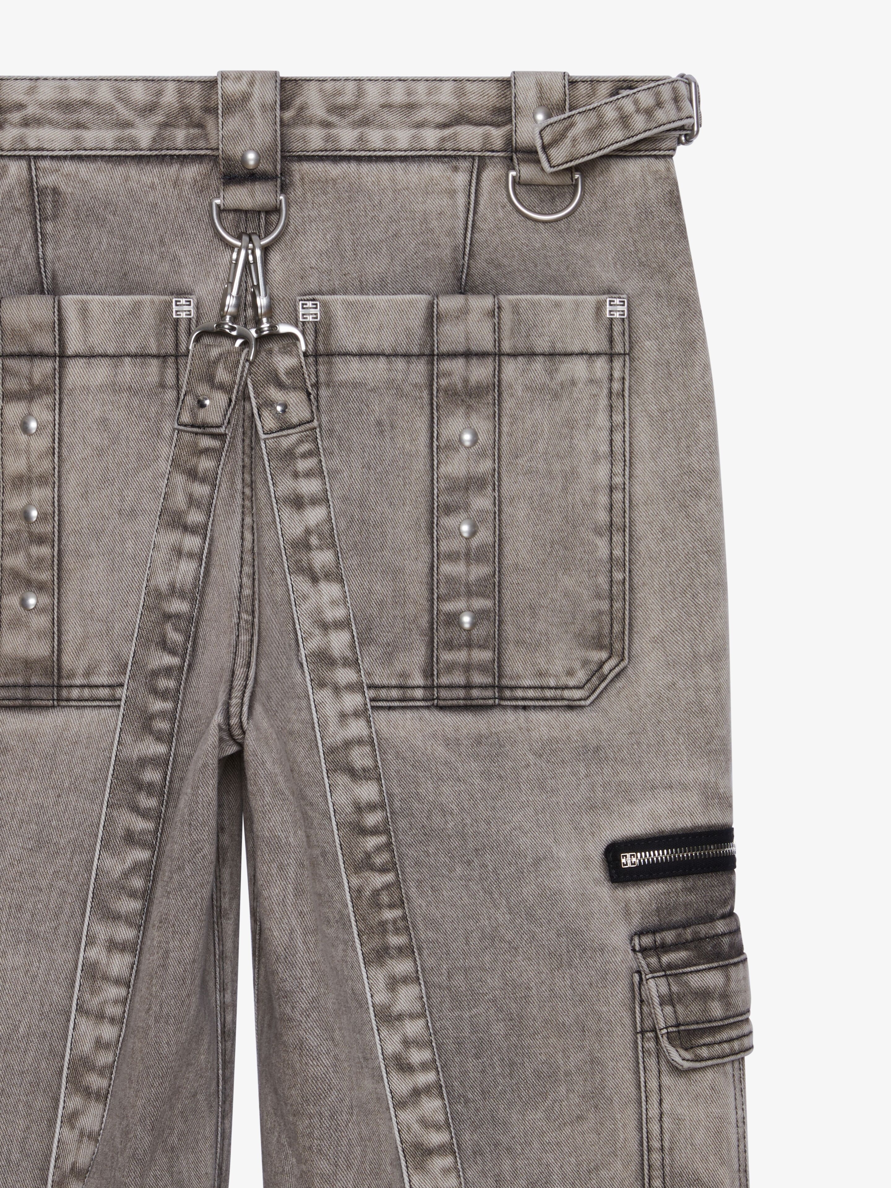 TWO IN ONE DETACHABLE PANTS IN DENIM WITH SUSPENDERS - 2