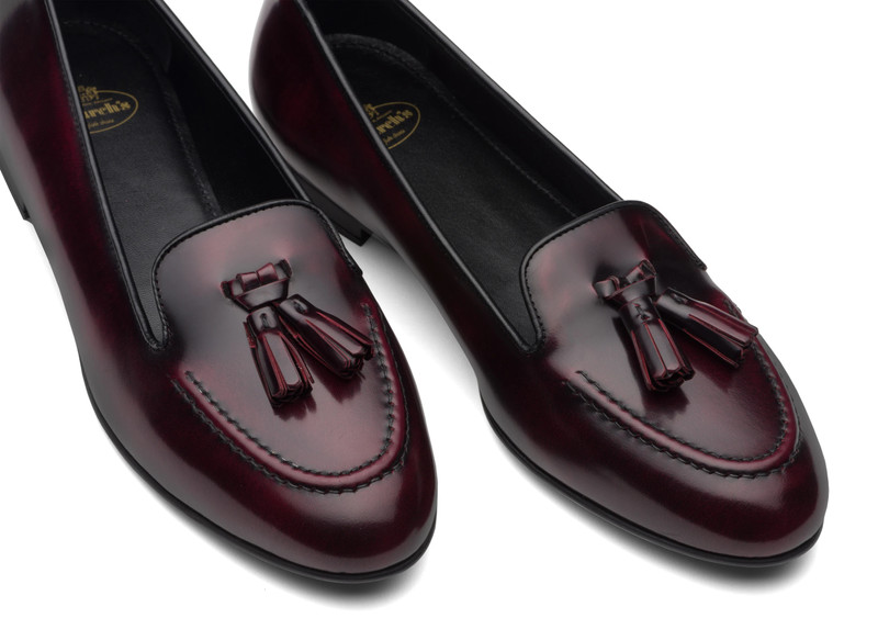 Nina
Polished Fumè Tassel Loafer Light burgundy 4