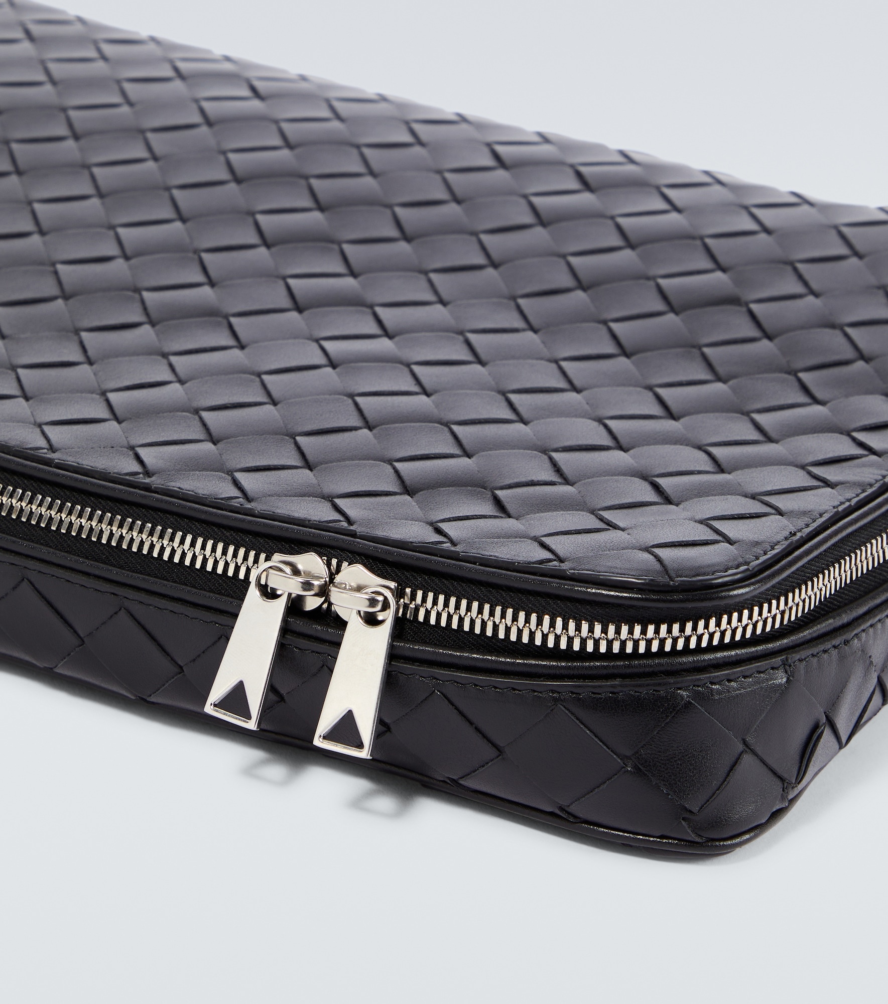 Intrecciato small packing cube - 4