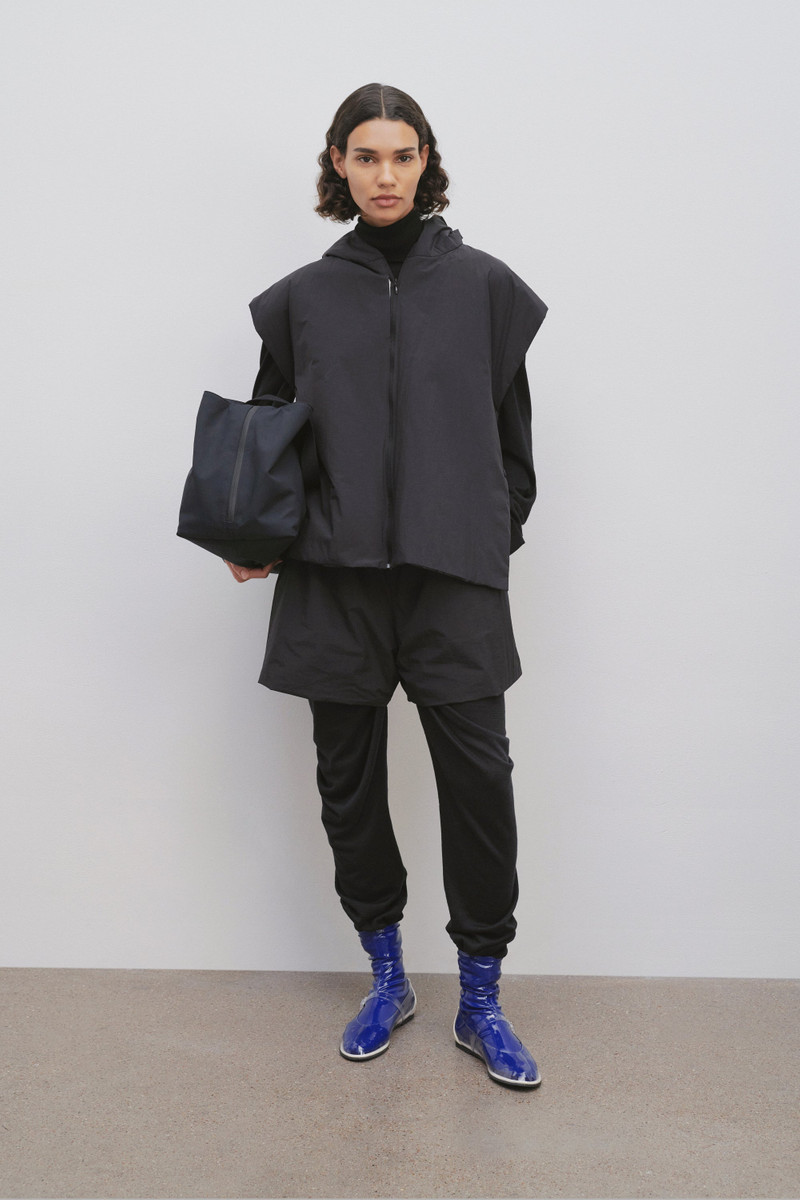 Gunther Short in Silk and Nylon 3