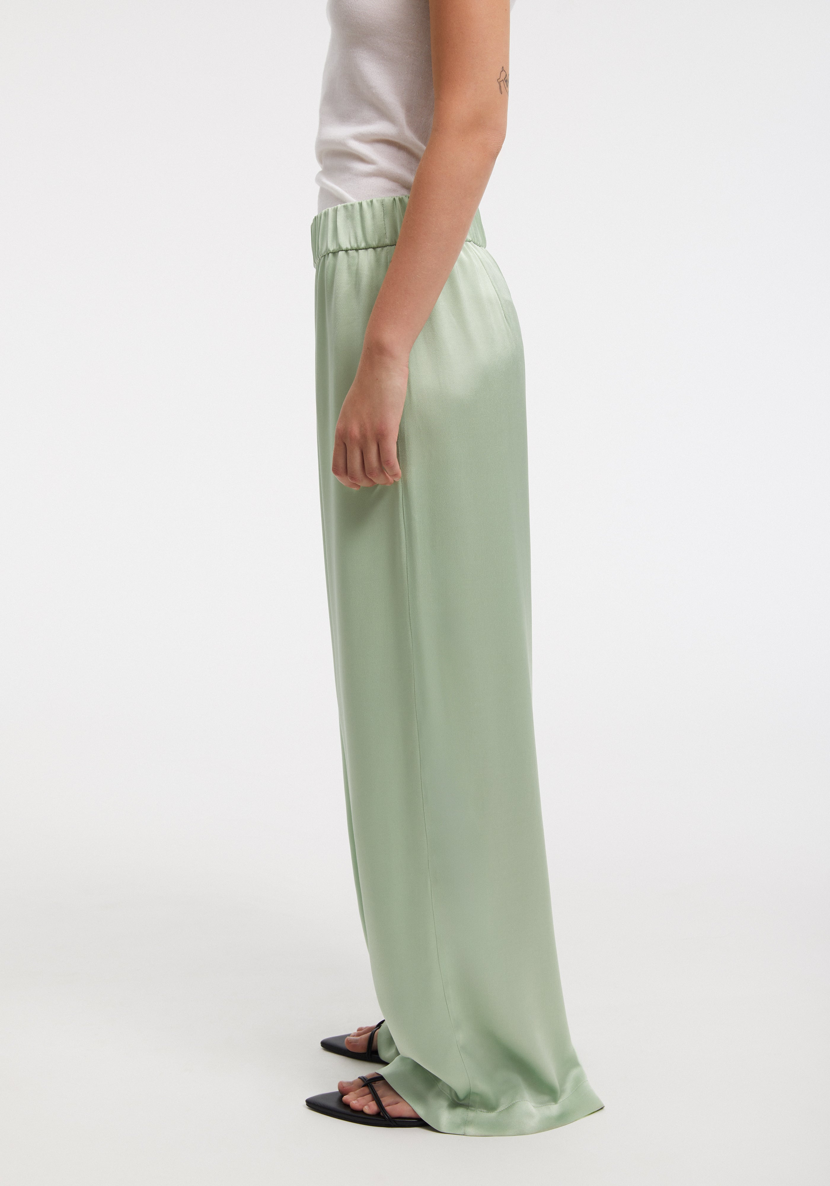 MALIK
Satin pants - 4