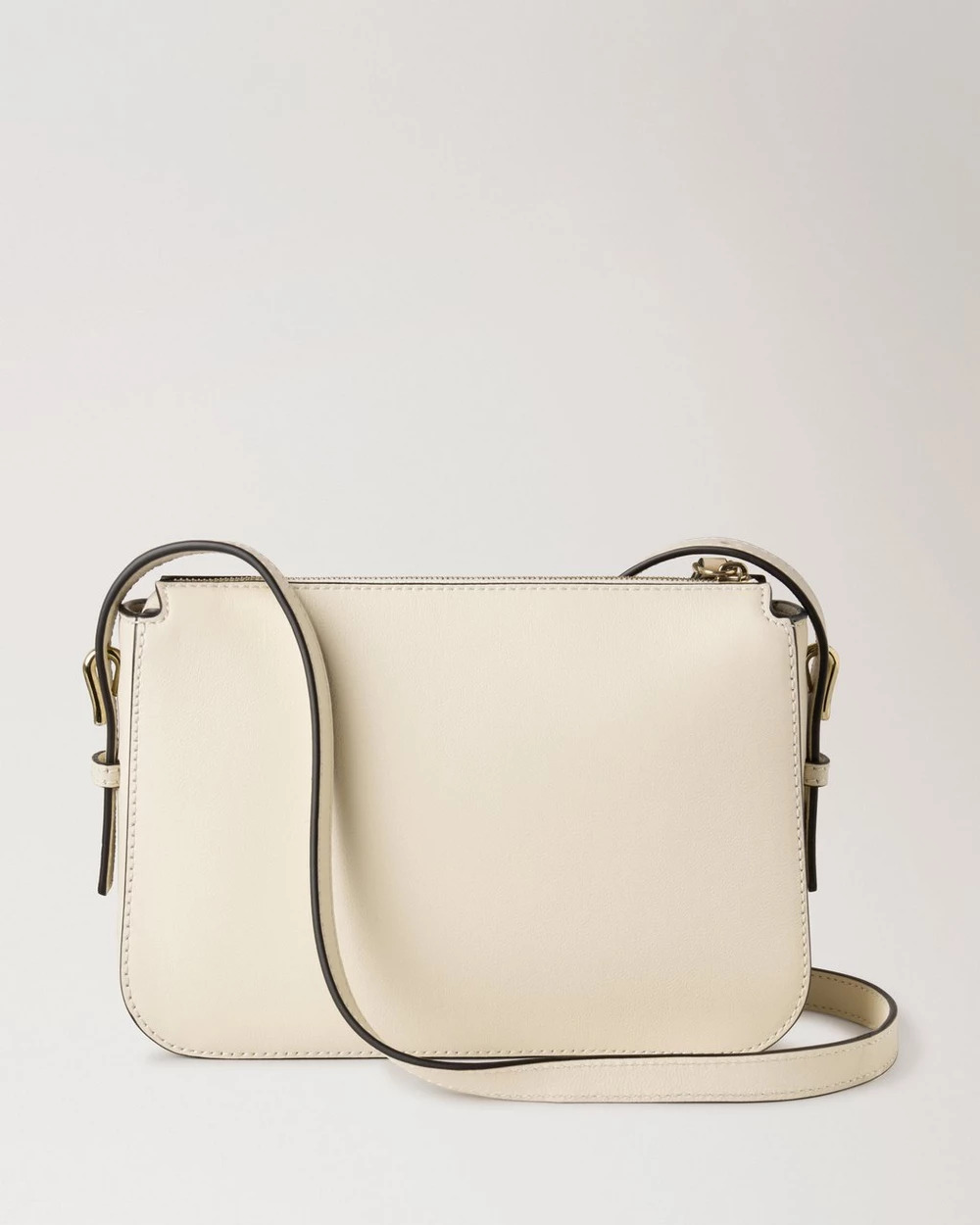Clovelly Pouch Eggshell Micro Classic Grain - 3