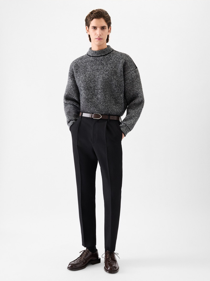JACQUEMUS The Curvo knit outlook