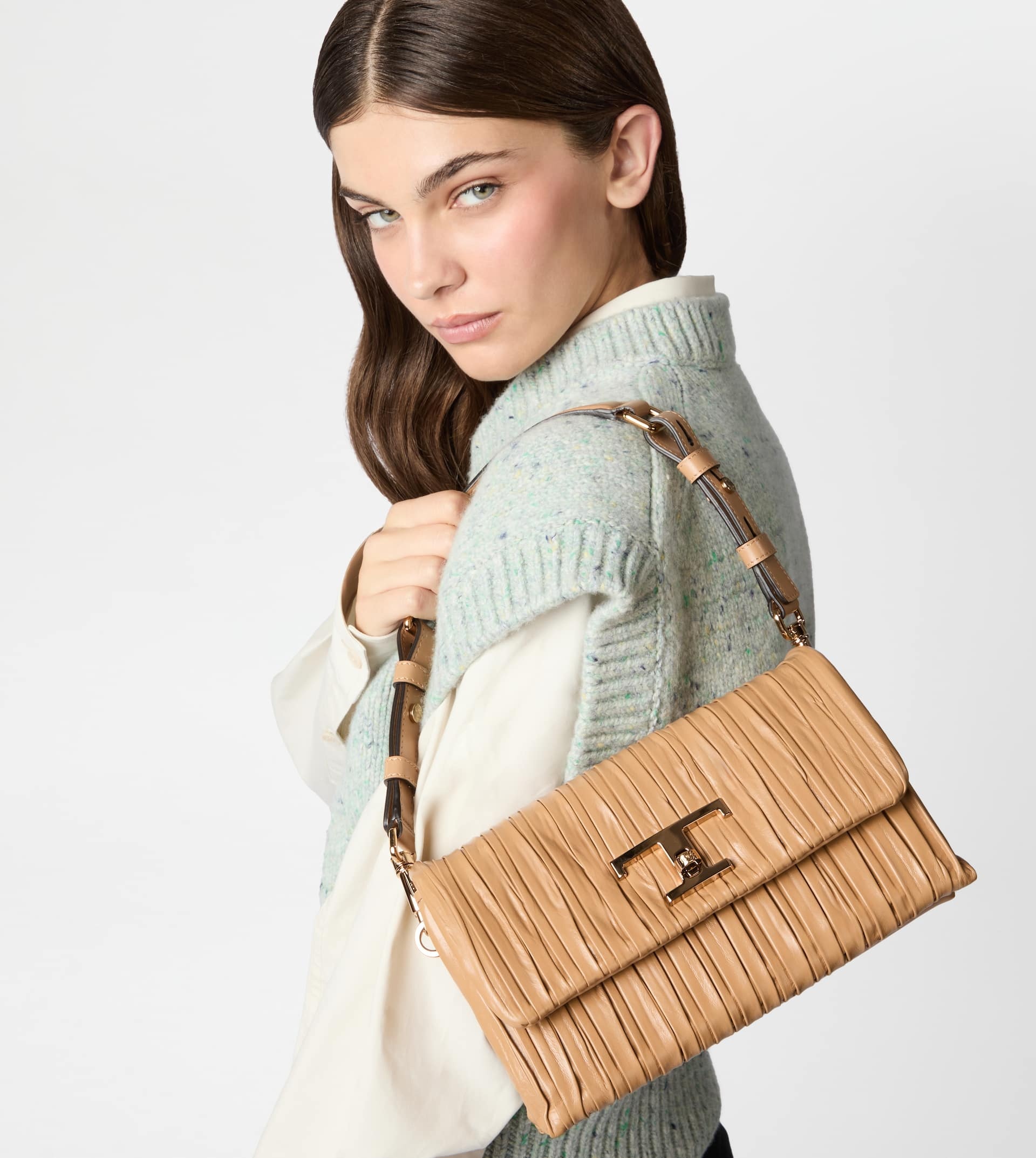 T TIMELESS FLAP BAG IN LEATHER MINI - NATURAL - 2