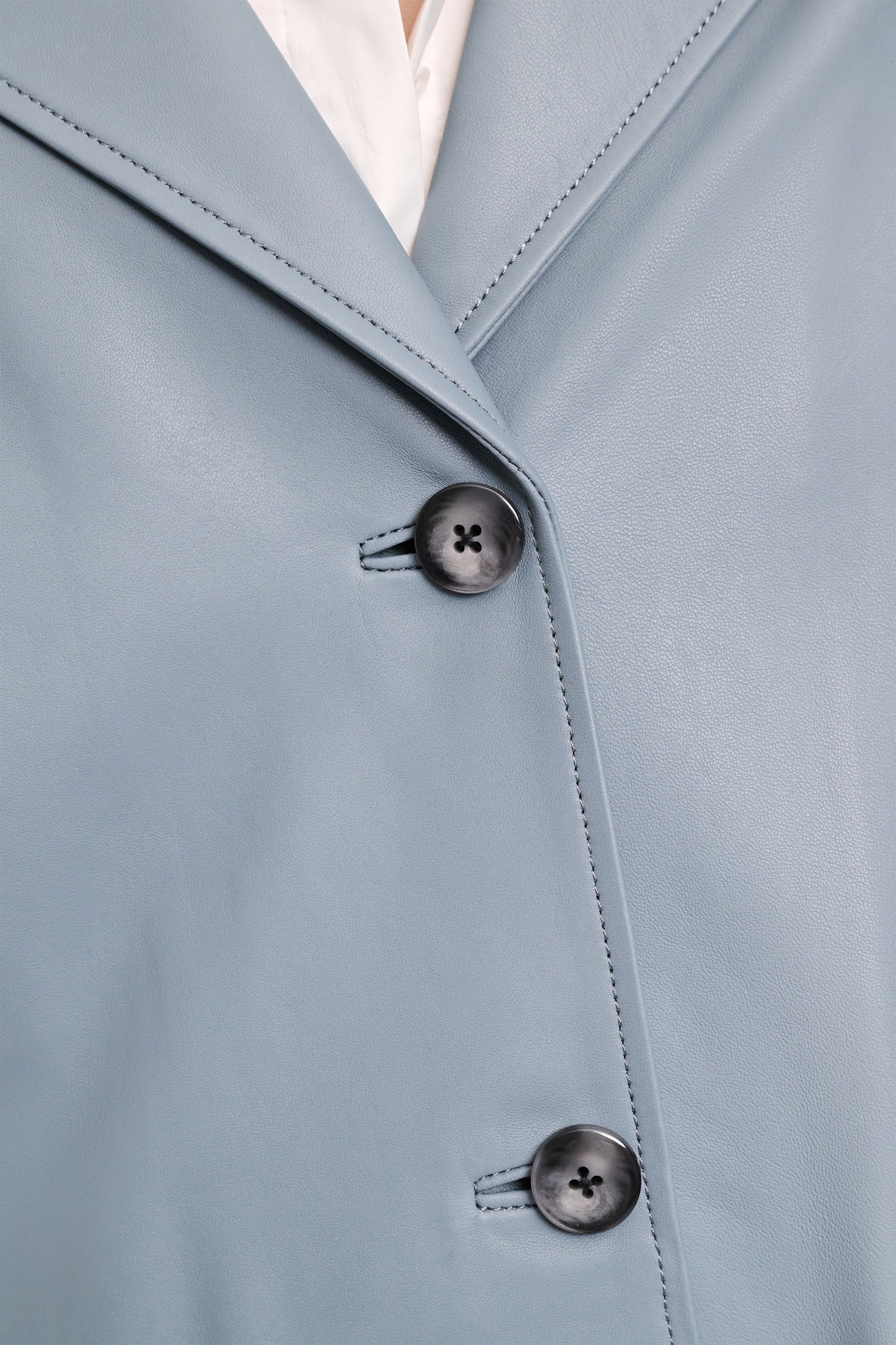 SLEEK STATEMENT I coat - 11