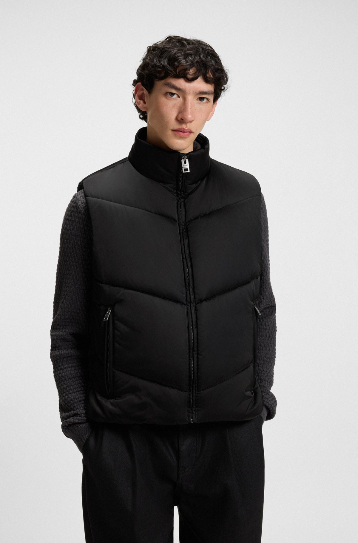 WATER-REPELLENT GILET IN PADDED SATIN - 2
