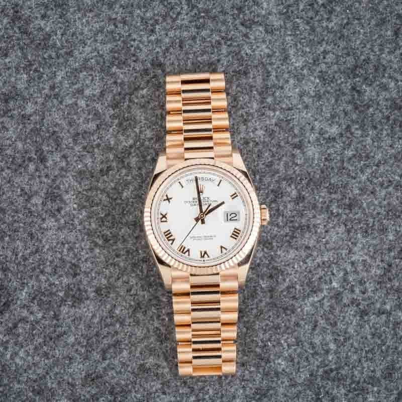 Pre-owned Rolex Day-Date 36 ref 128235 18k Everose Gold - 6