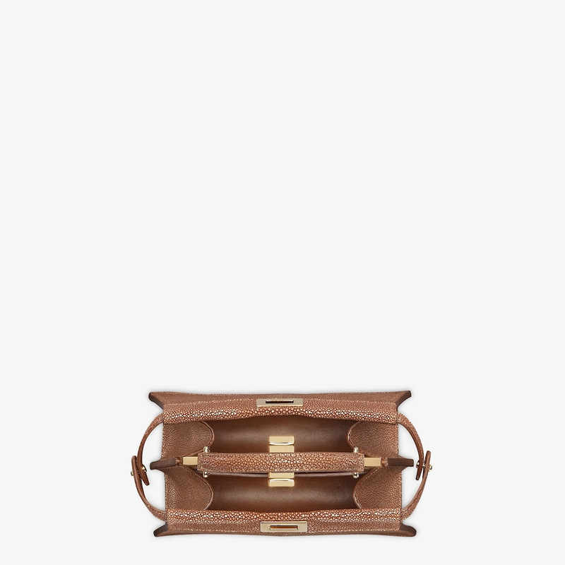 Peekaboo ISeeU Petite 4