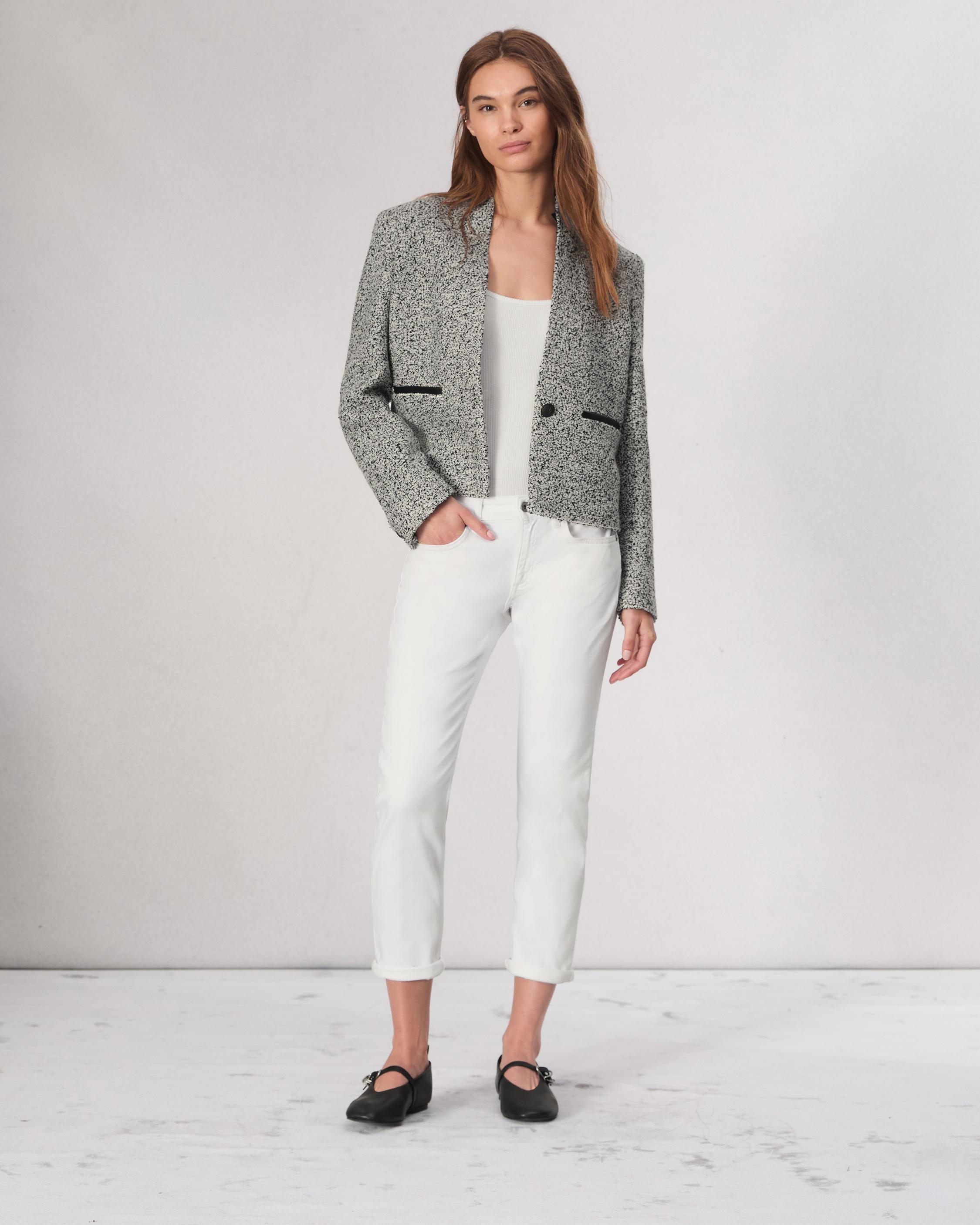 Dre Slim Boyfriend - Optic White
Low-Rise Vintage Stretch Jean - 2