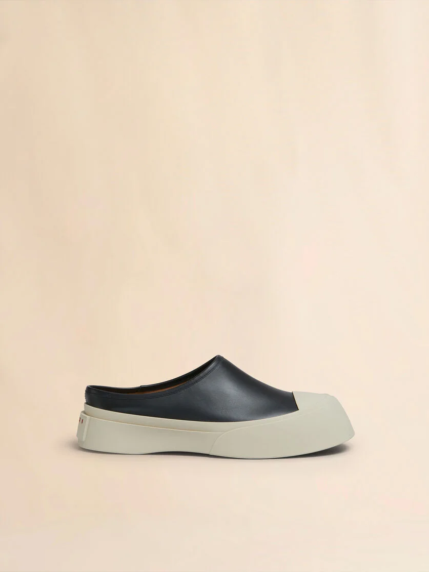 BLACK LEATHER PABLO SABOT - 1