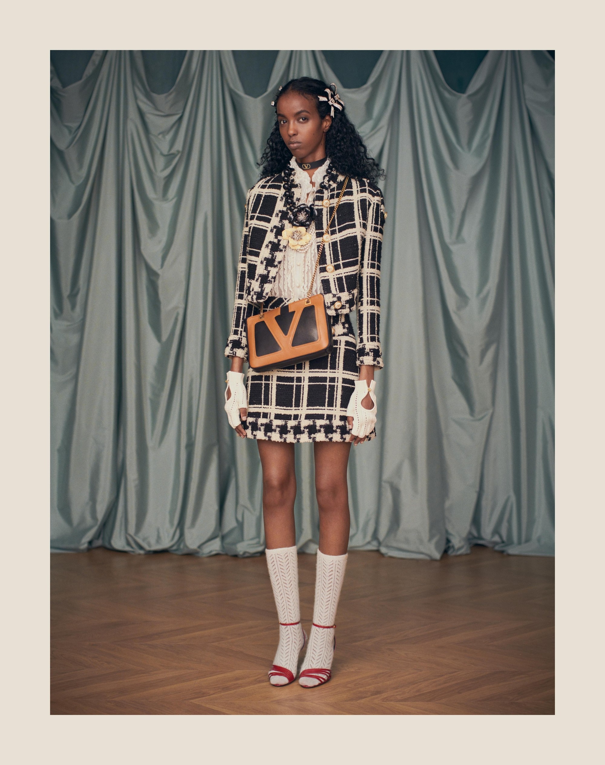 ジャケット VALENTINO Macro Check tweed caban Caban In Macro Check Tweed for Woman in Black/ivory