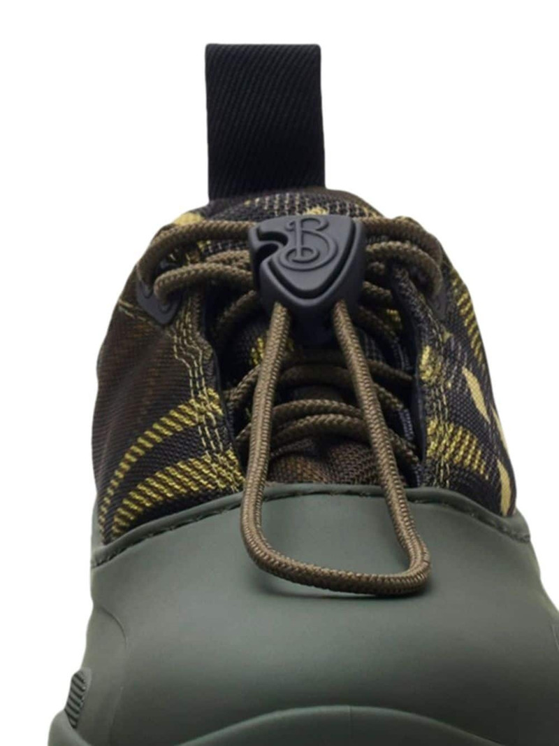 Burberry Check Scoot trek sneakers outlook
