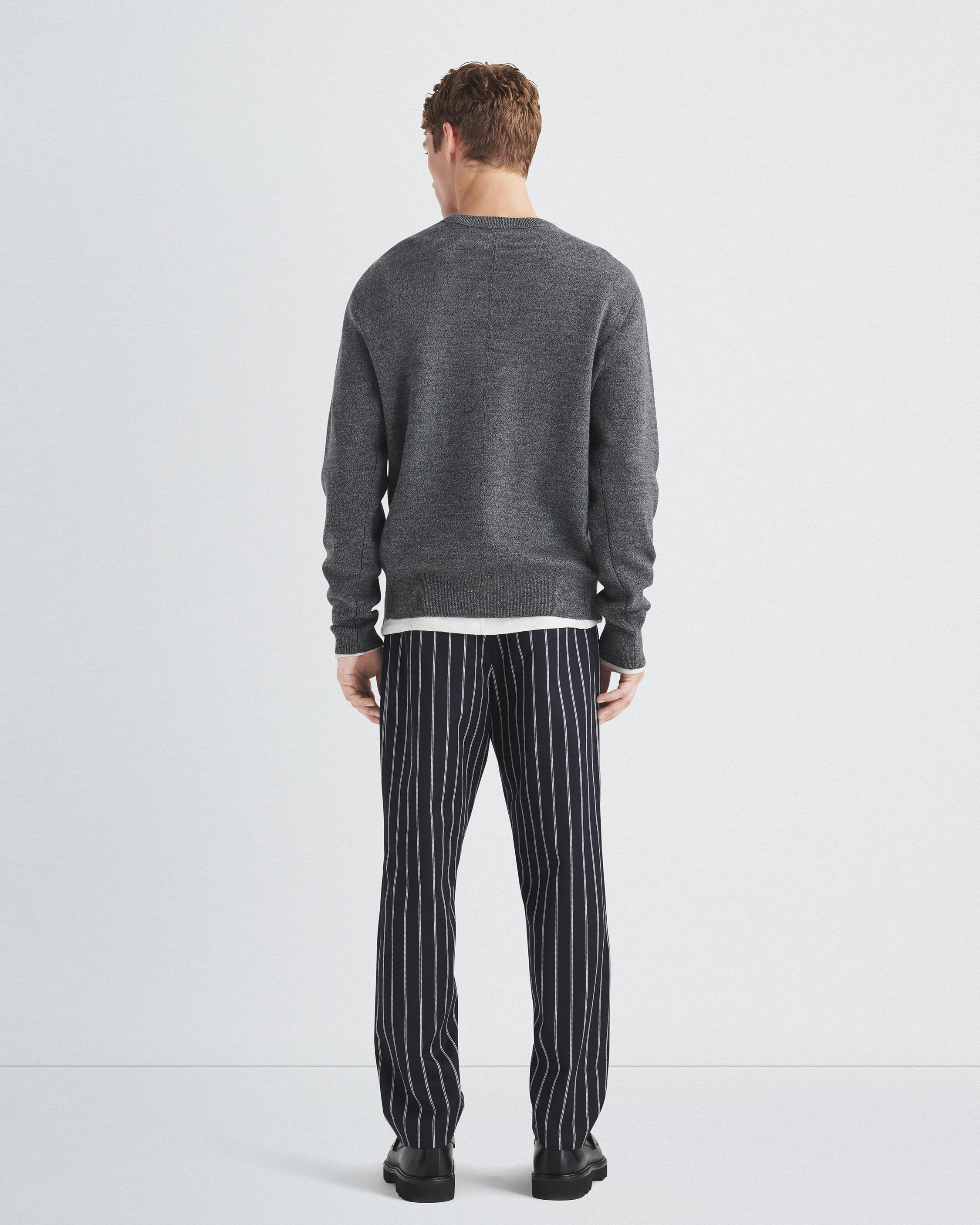 York Wool Crew
Relaxed Fit - 5