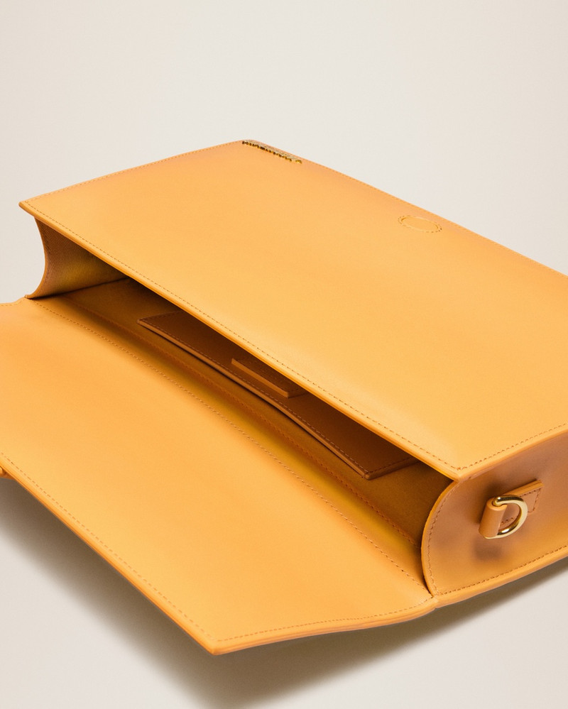 JACQUEMUS Le Bambinou outlook