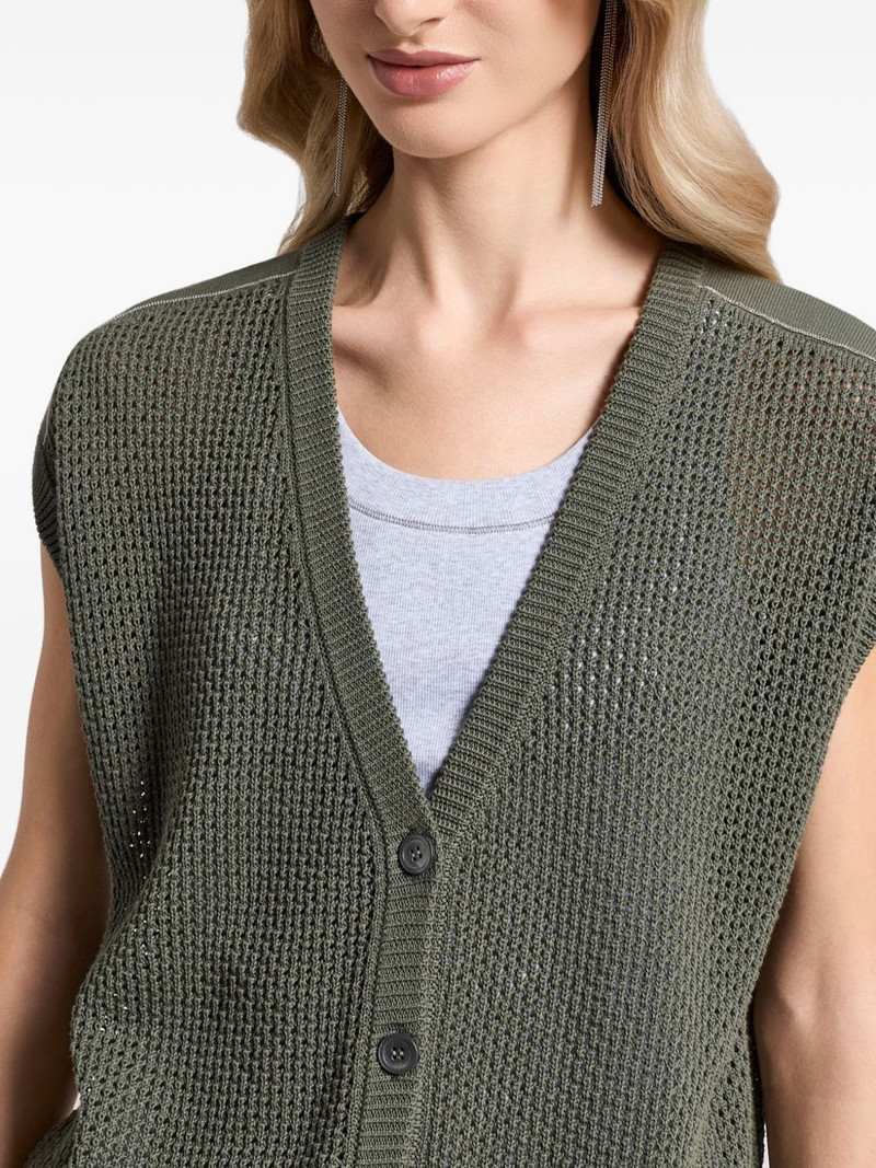 button V-neck knitted vest 3