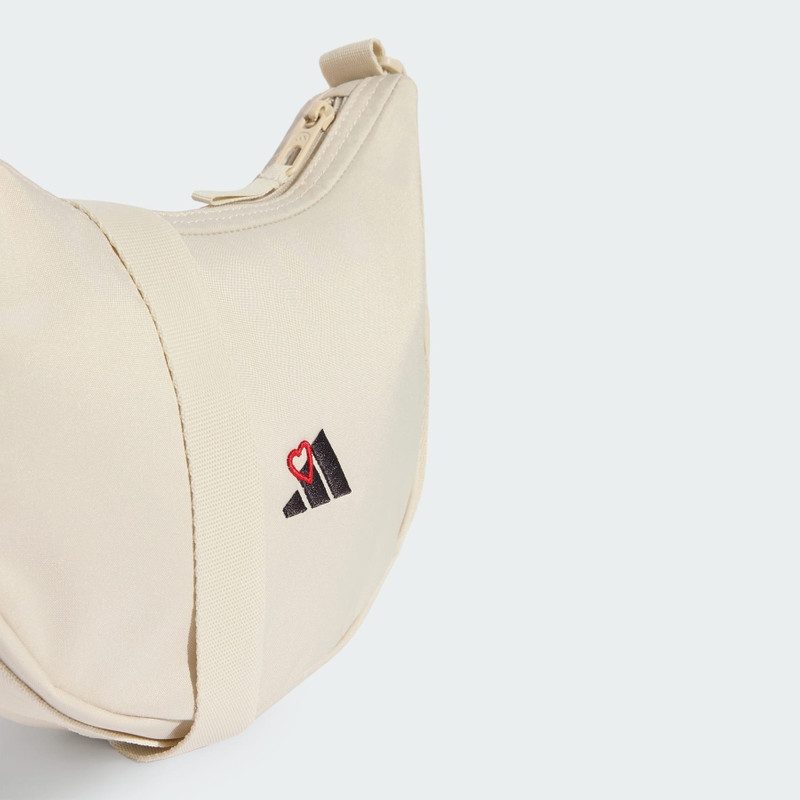 Womens Graphic Pouch 5
