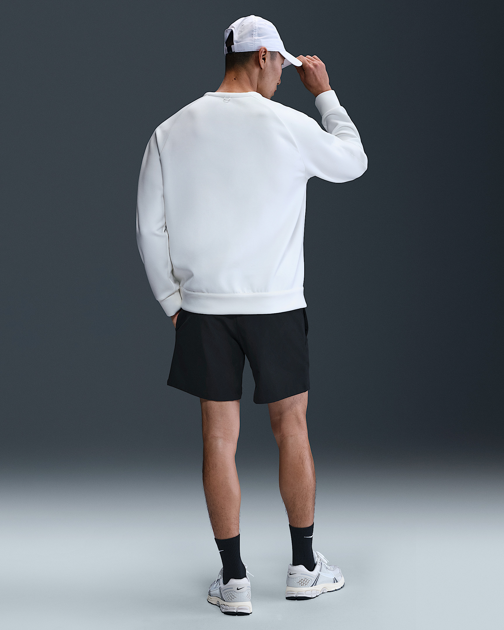 Nike 24.7 PerfectStretch Men's Dri-FIT 6" Shorts - 4