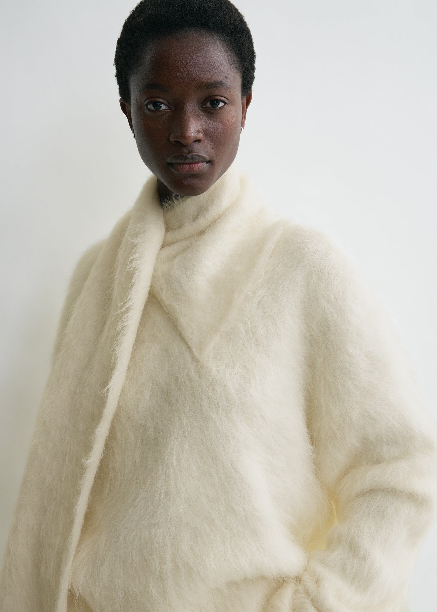 Draped-scarf knit ivory - 5