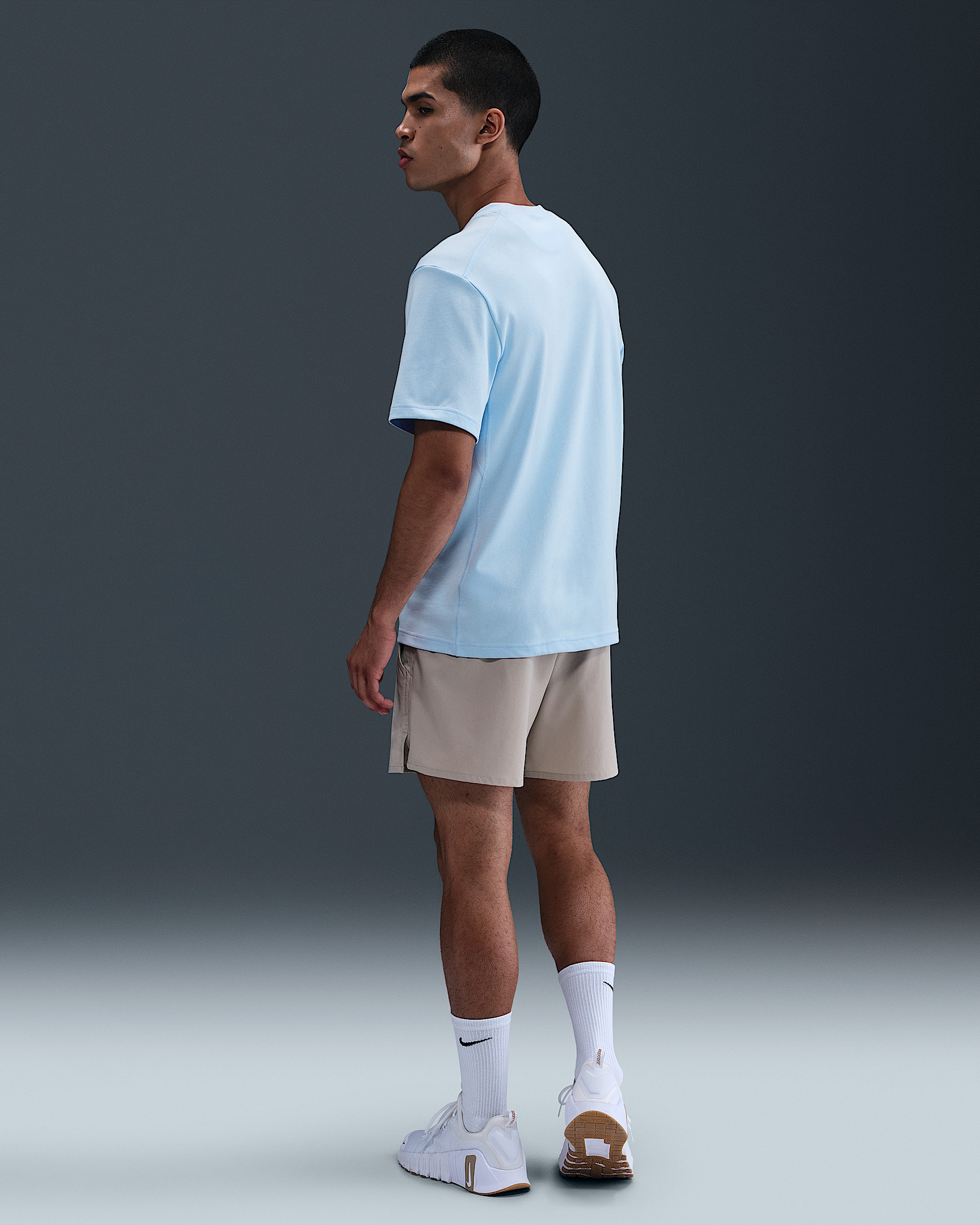 Nike Primary Men's Dri-FIT Short-Sleeve Versatile Top - 5