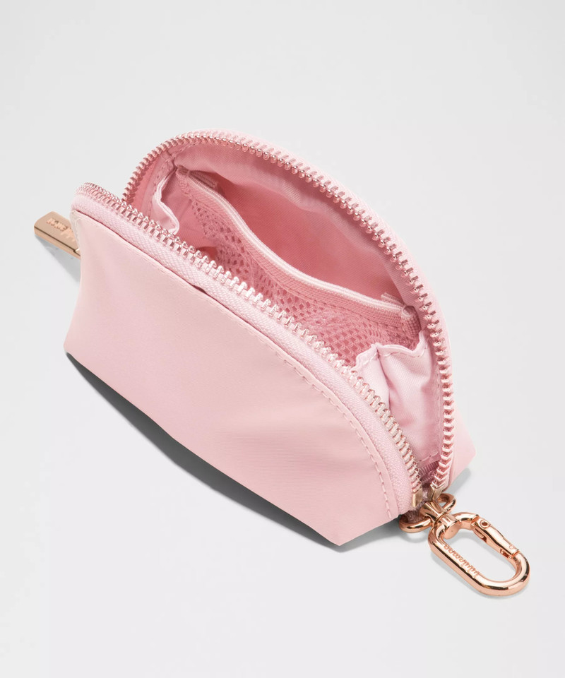 lululemon Dual Pouch Wristlet *Wallet outlook