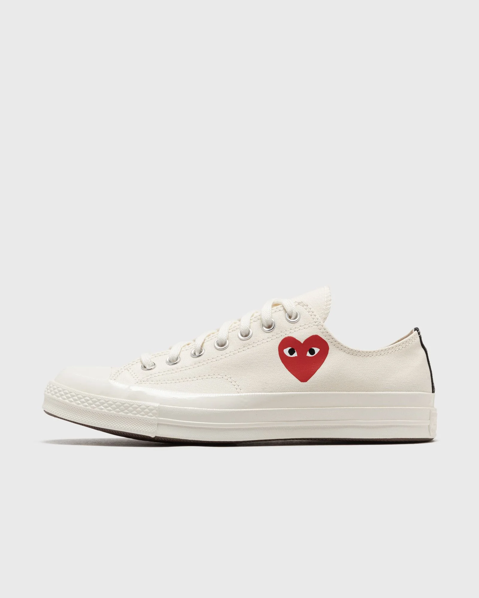 x CONVERSE Chuck Taylor'70 Small Red Heart Low Top - 1