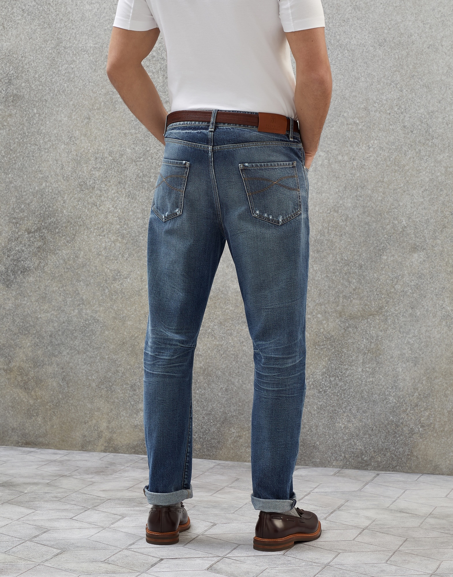 Distressed denim leisure fit five-pocket trousers - 2