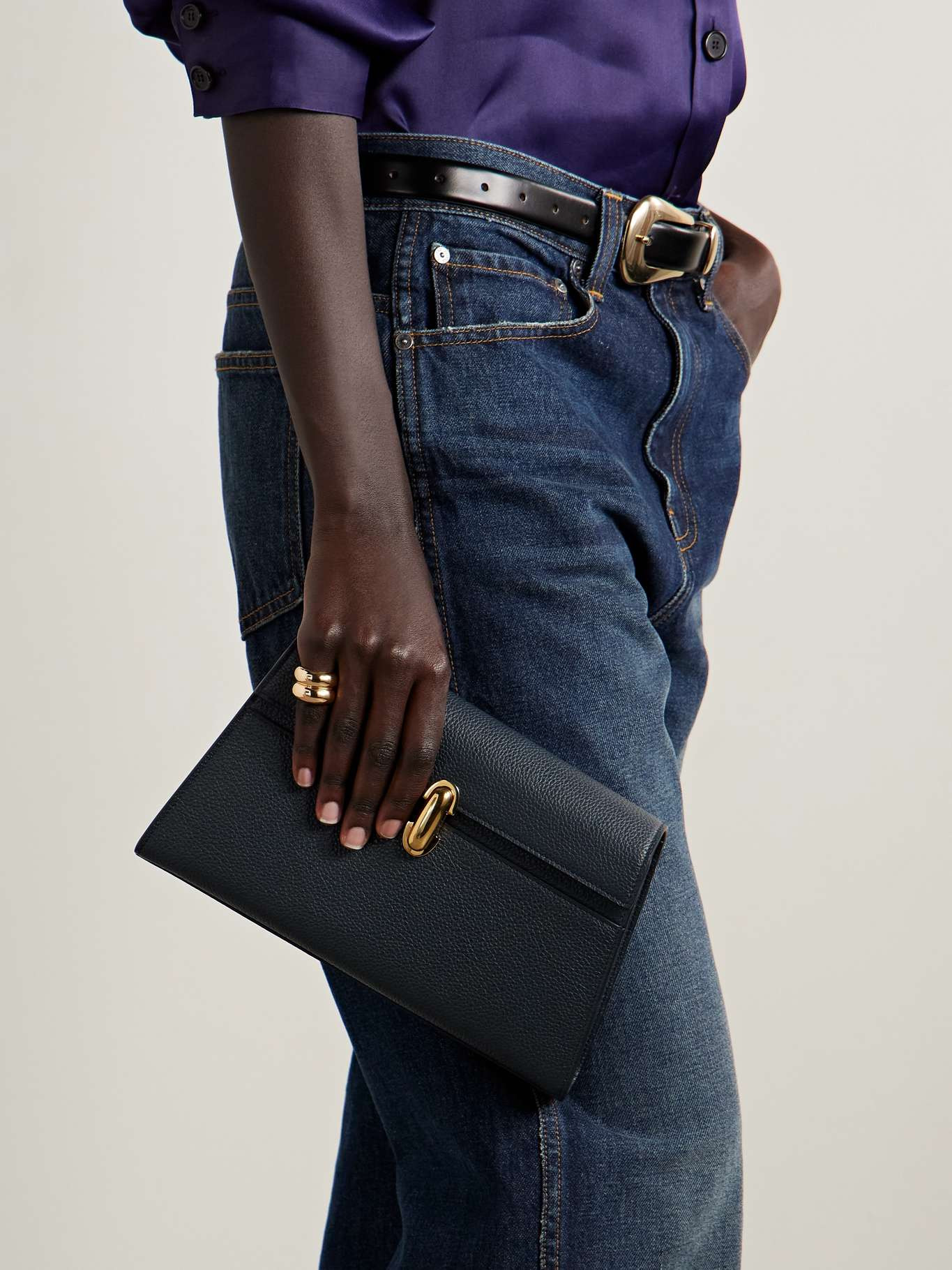 Symmetry textured-leather shoulder bag Navy - 6