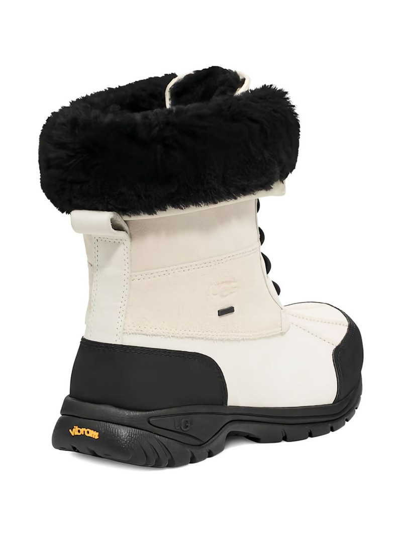 UGG Butte lace-up boots outlook