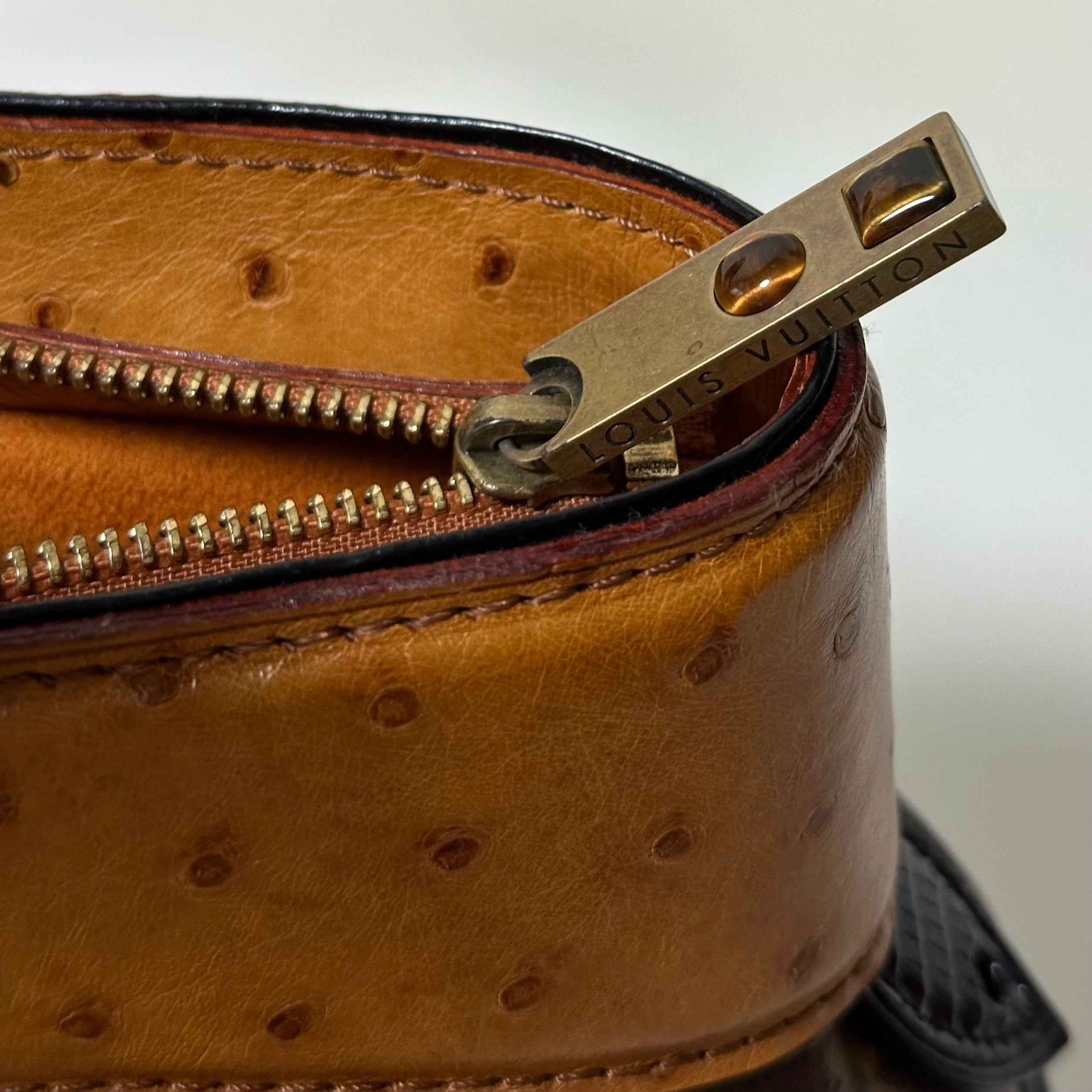 LOUIS VUITTON Fall Winter 2005 Dora Monogram Waltz Hand Bag - 7