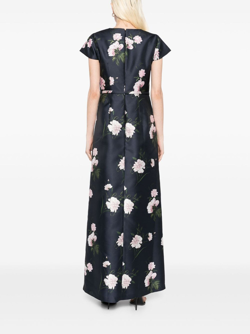 Della gown 4
