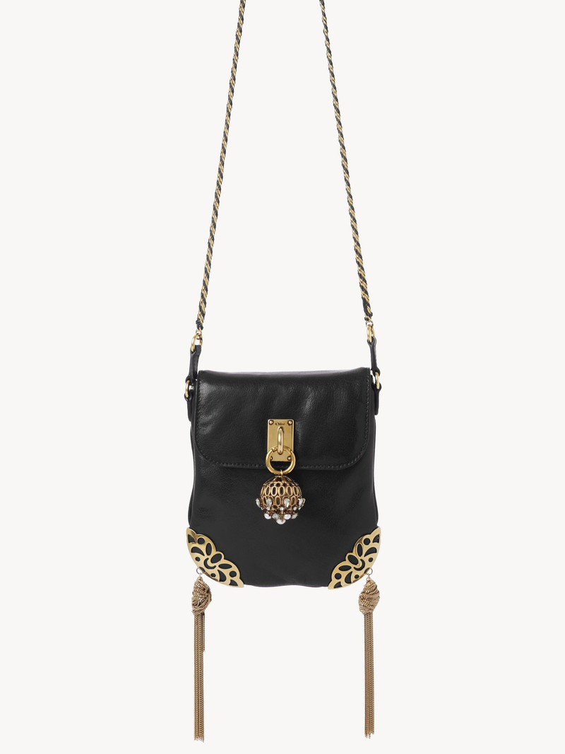 CHÂTEAU TREASURES CHAIN FLAP BAG IN GRAINED LEATHER 1