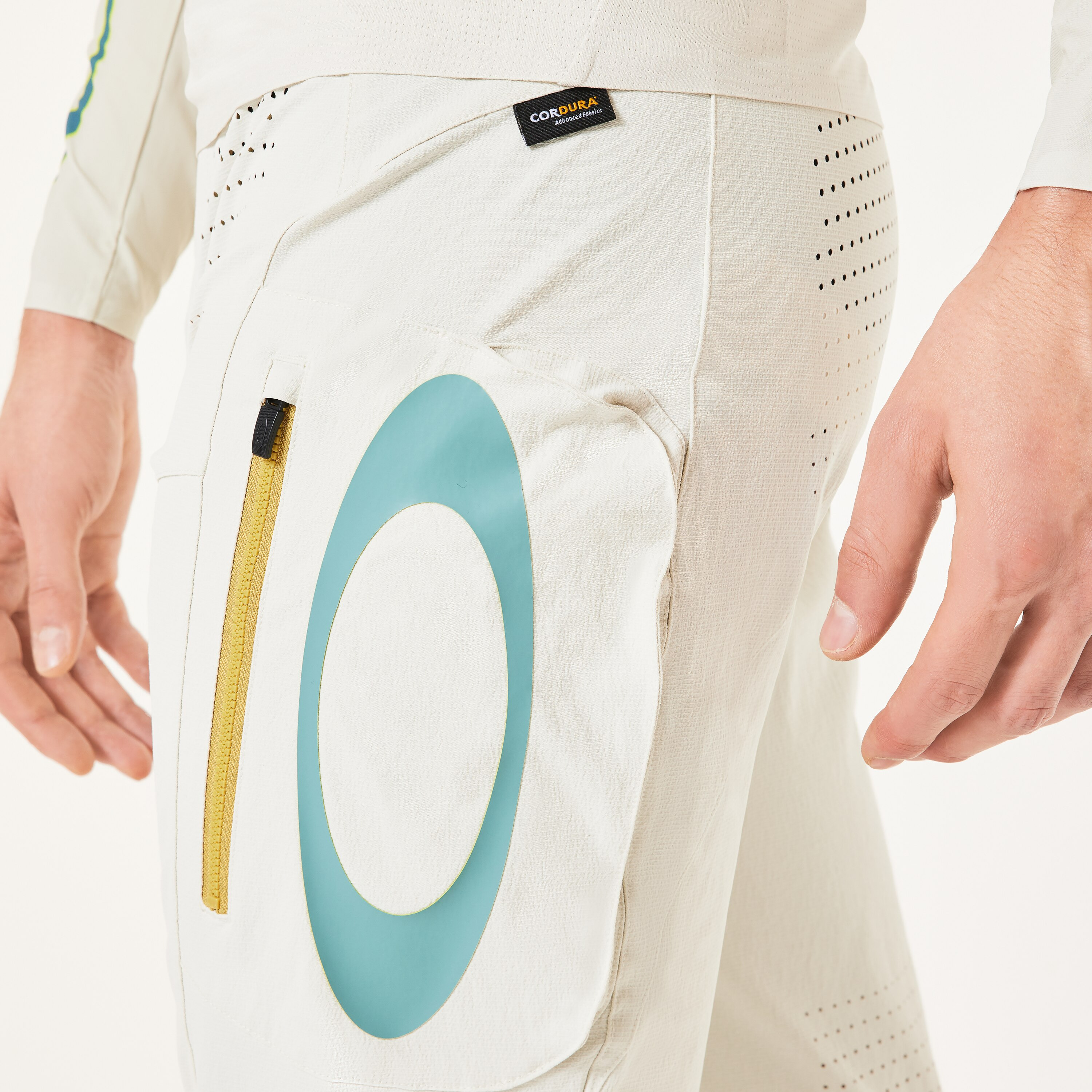 Seeker Edge Pant - 6