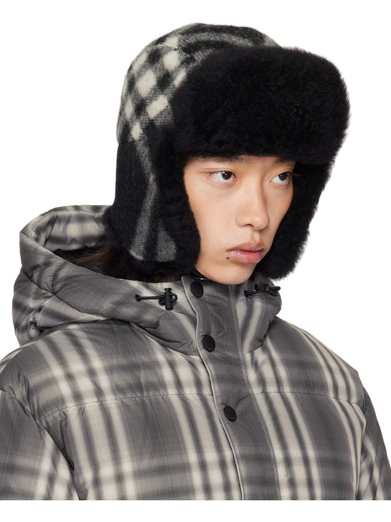 Burberry Black & Off-White Check Wool Trapper Hat outlook