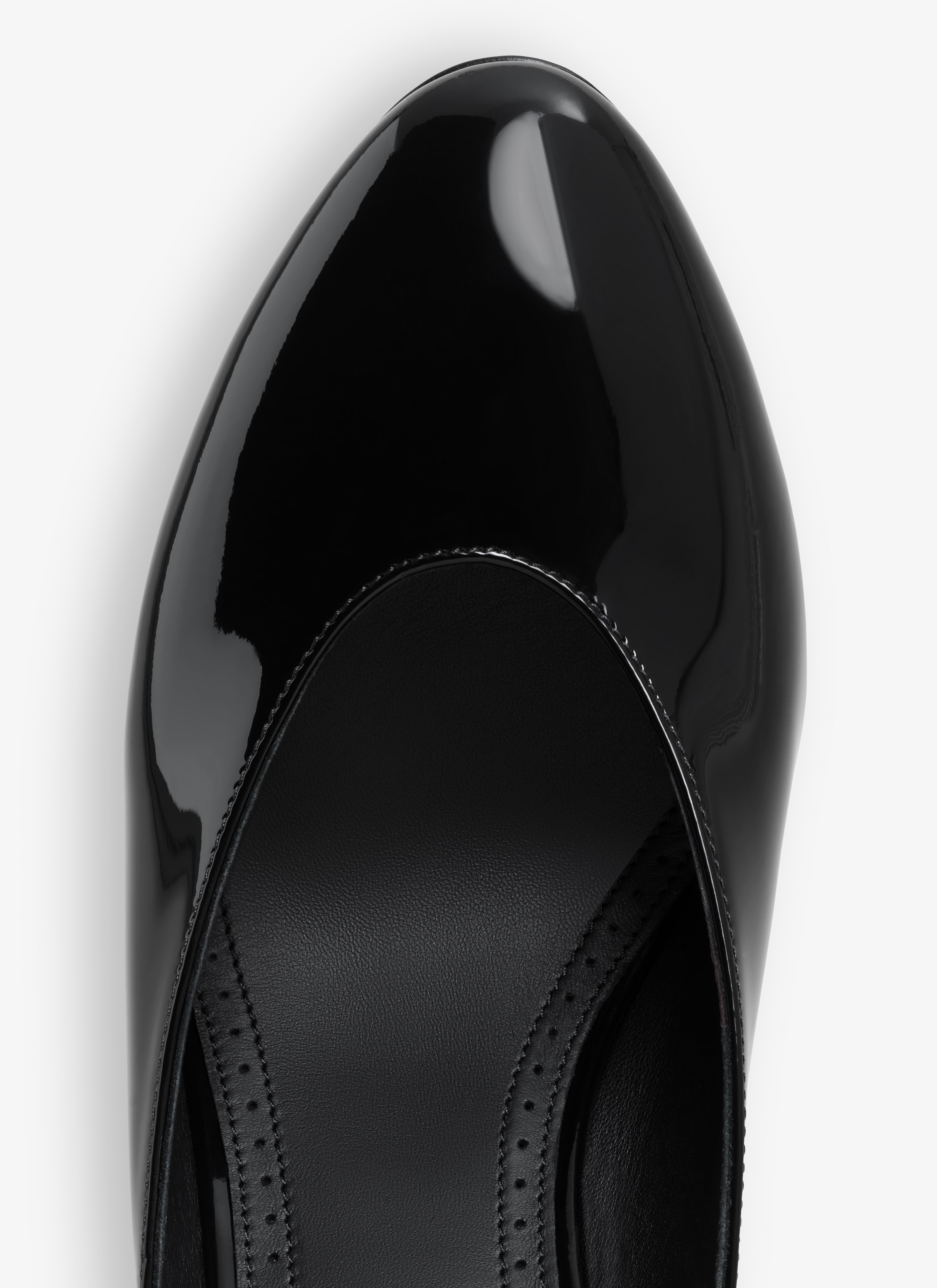DECOLLETE MULES IN PATENT CALFSKIN - 4