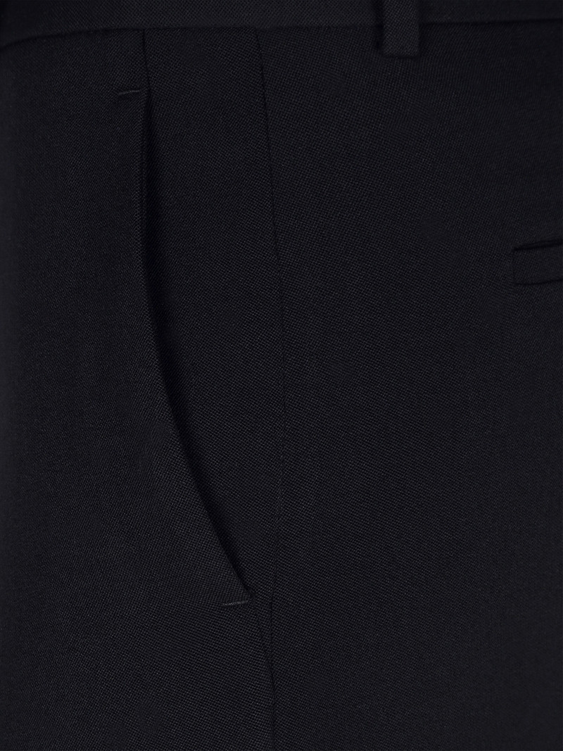 Cigarette trousers in grain de poudre 5