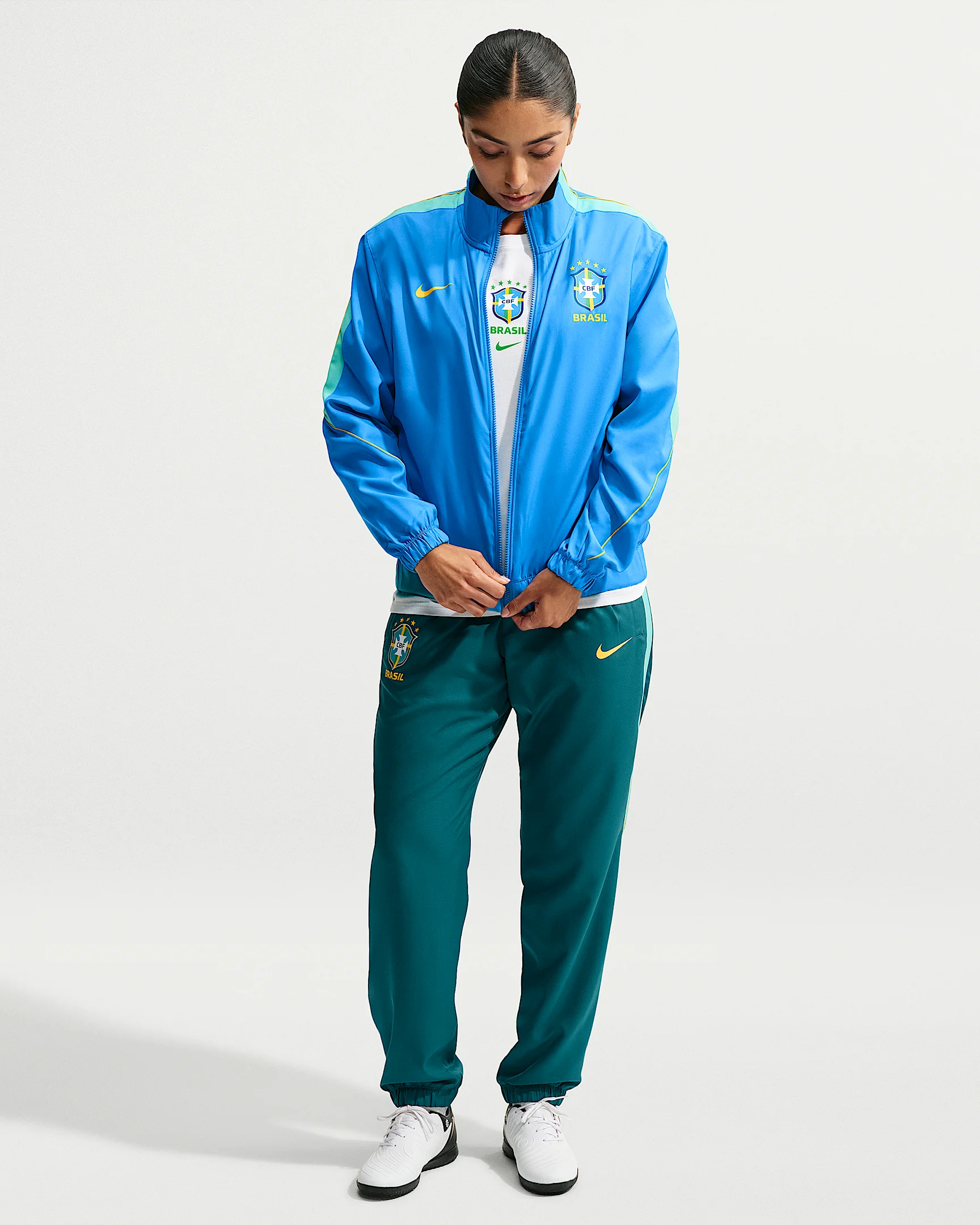 Brazil Strike Women's Nike Dri-FIT Soccer Woven Tracksuit - 1