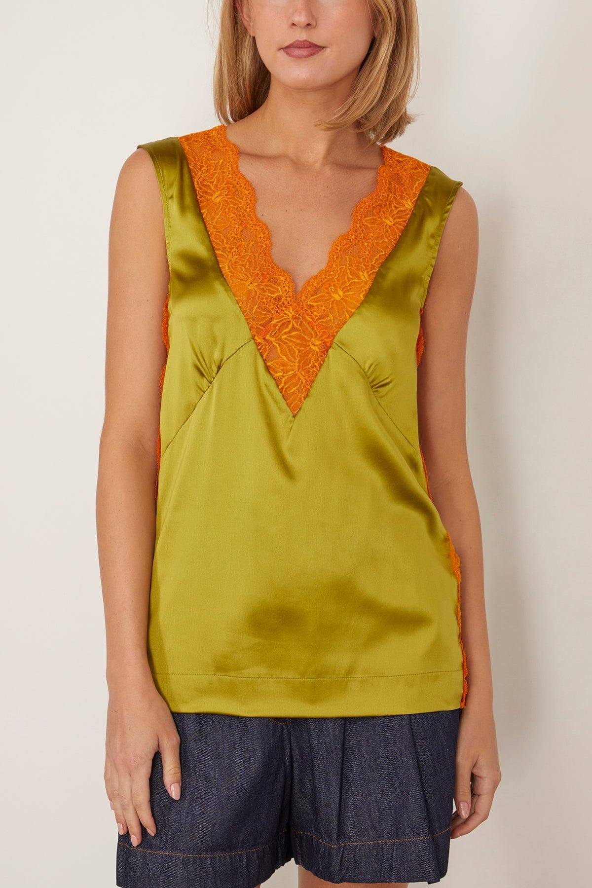 Ciesta Top in Olive - 3