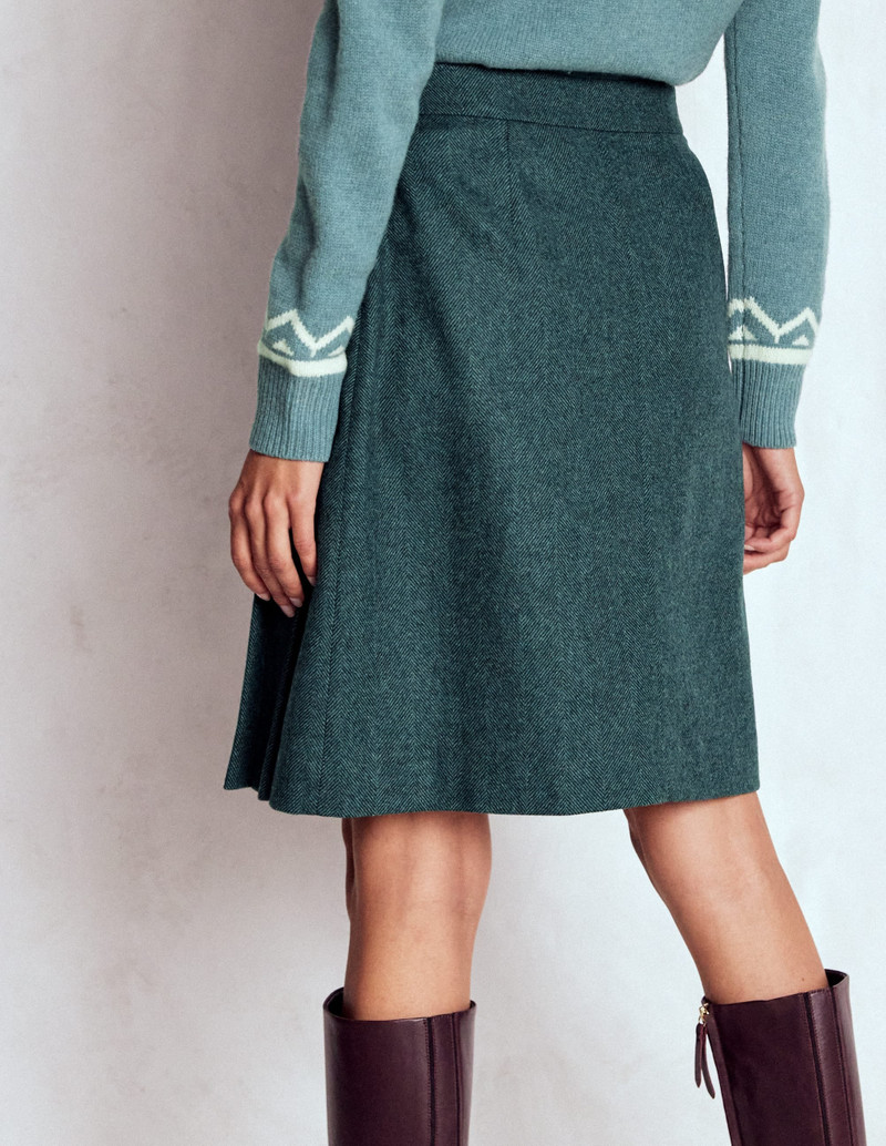 Helen Wool Kilt Skirt-Green and Navy Herringbone 4