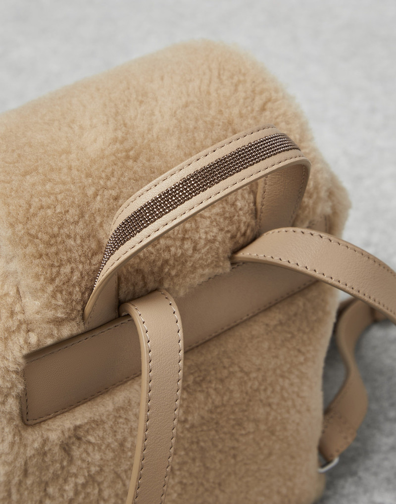 Virgin wool and cashmere fleecy backpack with shiny handle 3