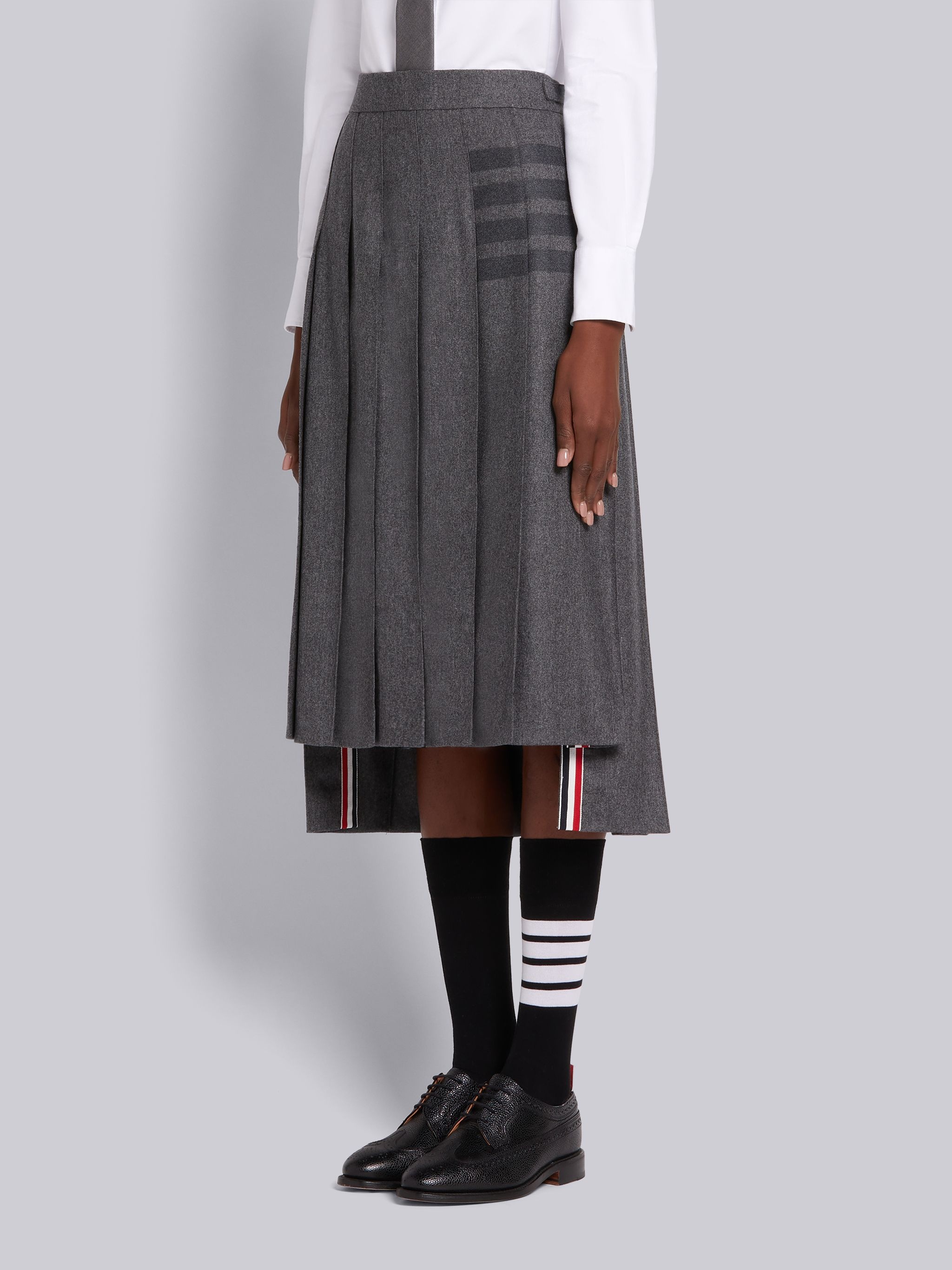 Medium Grey Wool Cashmere Flannel Below the Knee Length Pleated 4-Bar Skirt - 2