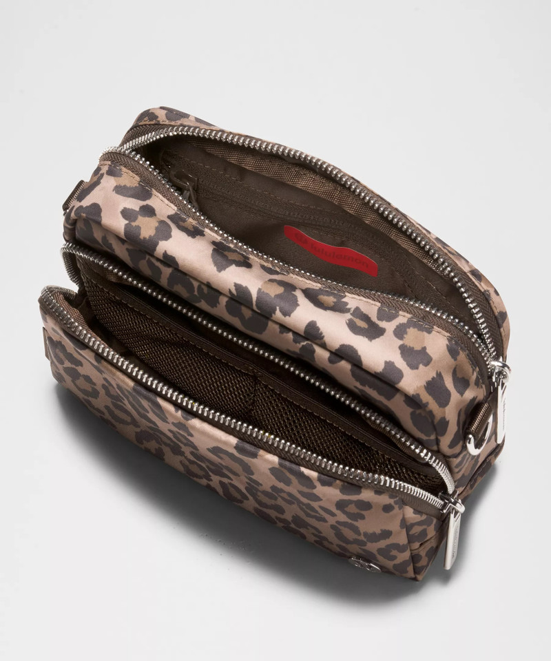 Everywhere Crossbody Bag 2L *Leopard 4
