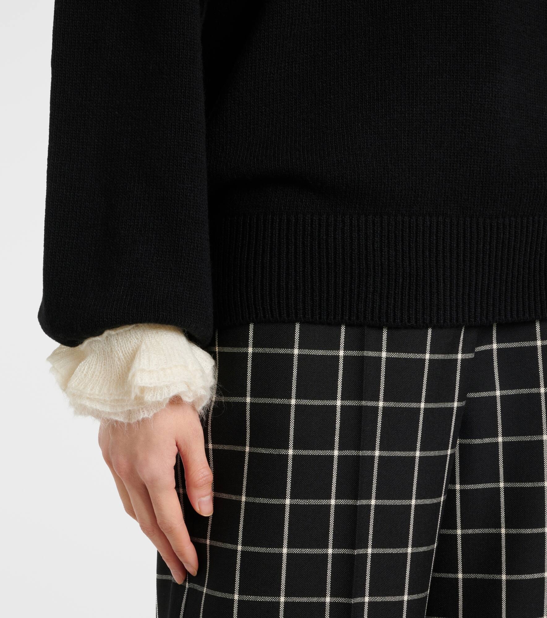 Virgin wool sweater - 5