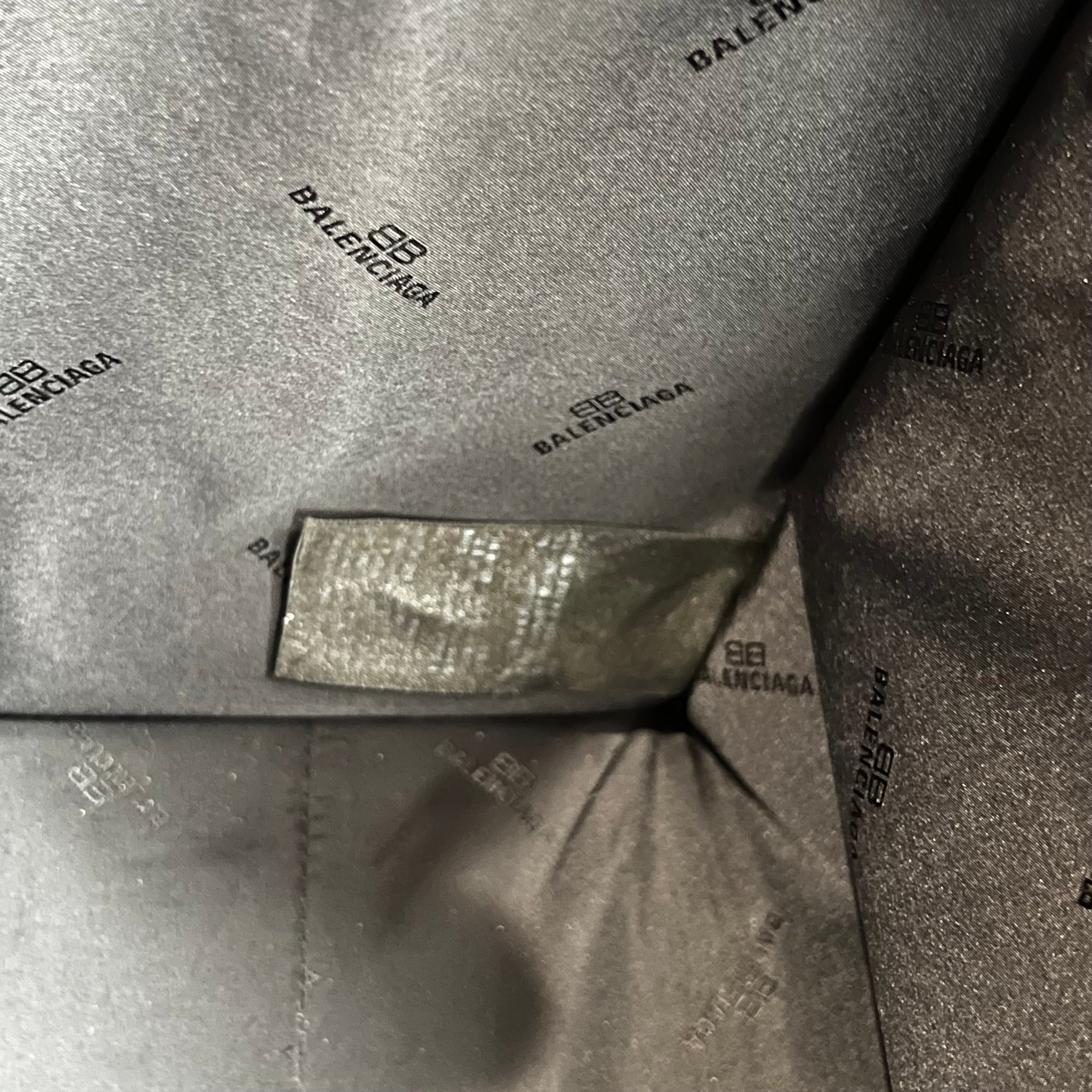 Balenciaga Leather Printed shopping bag - 9