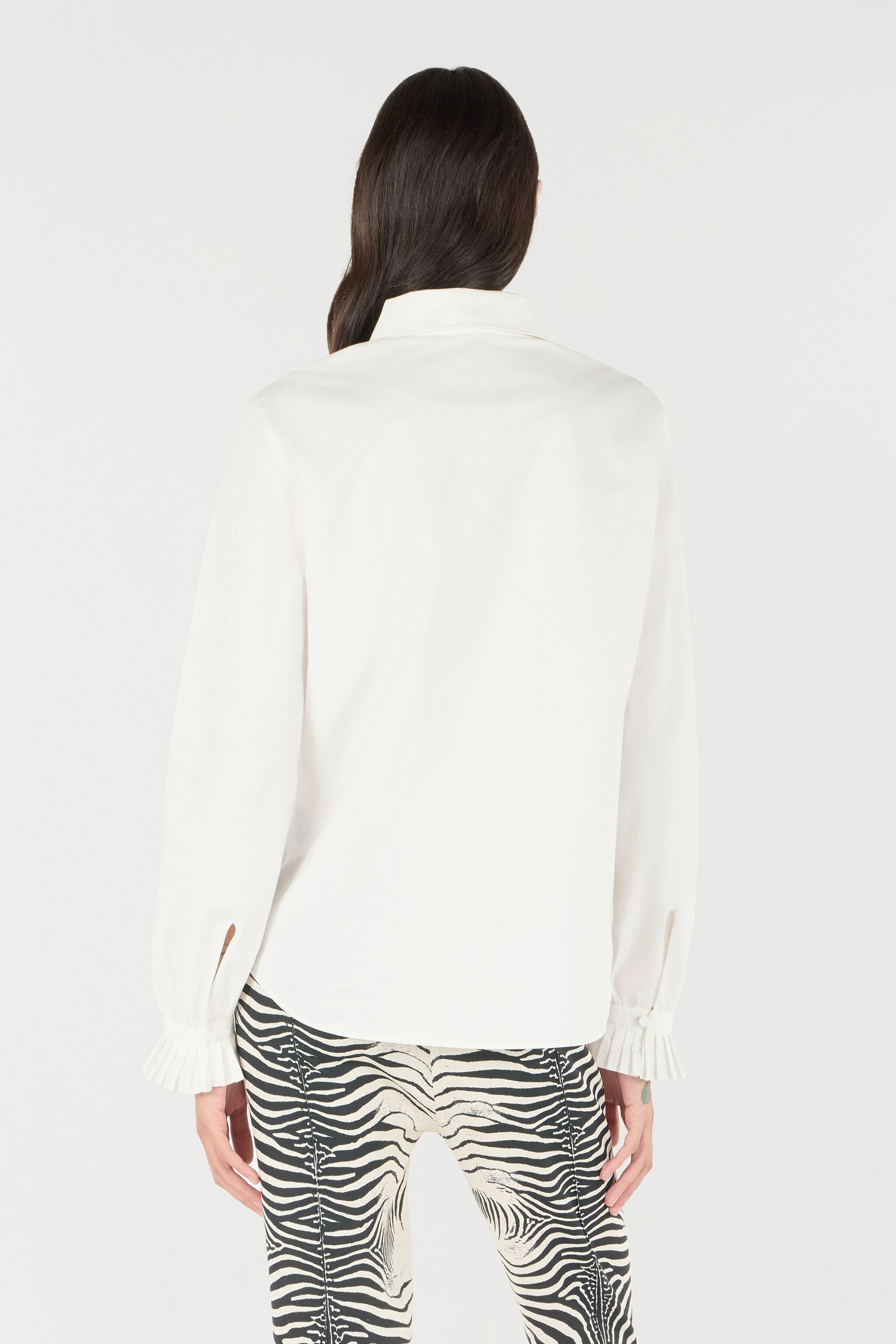 Shirt With Perforated Rose Motif - 4