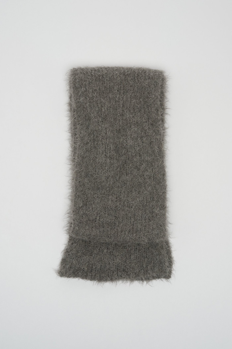 Floss Scarf Royal Critter Estate Llama 1