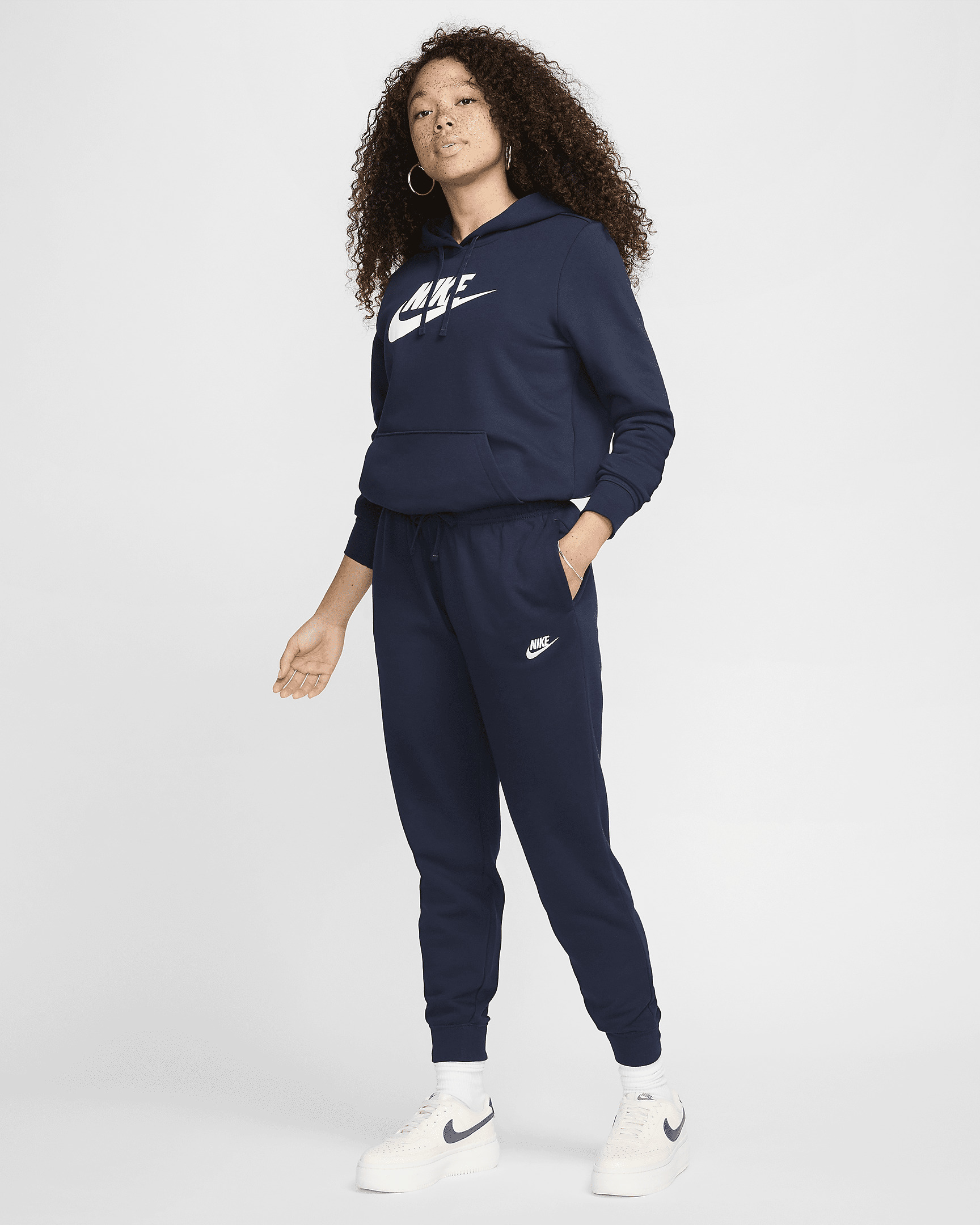 Nike Sportswear Club Fleece Women's Mid-Rise Joggers - 6