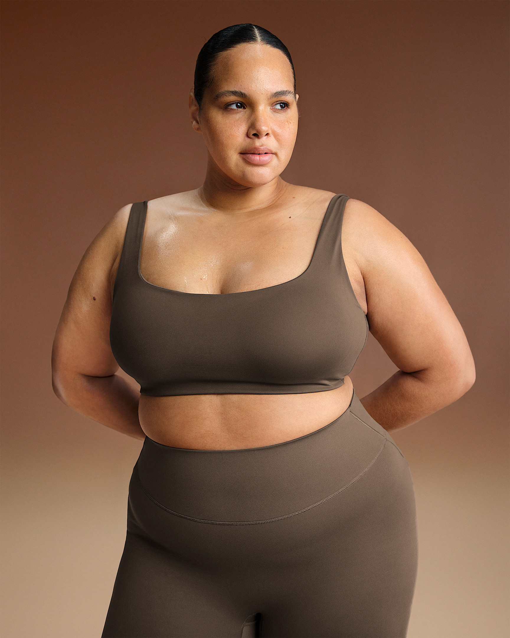 NikeSKIMS Matte Women's Scoop-Neck Bra - 7