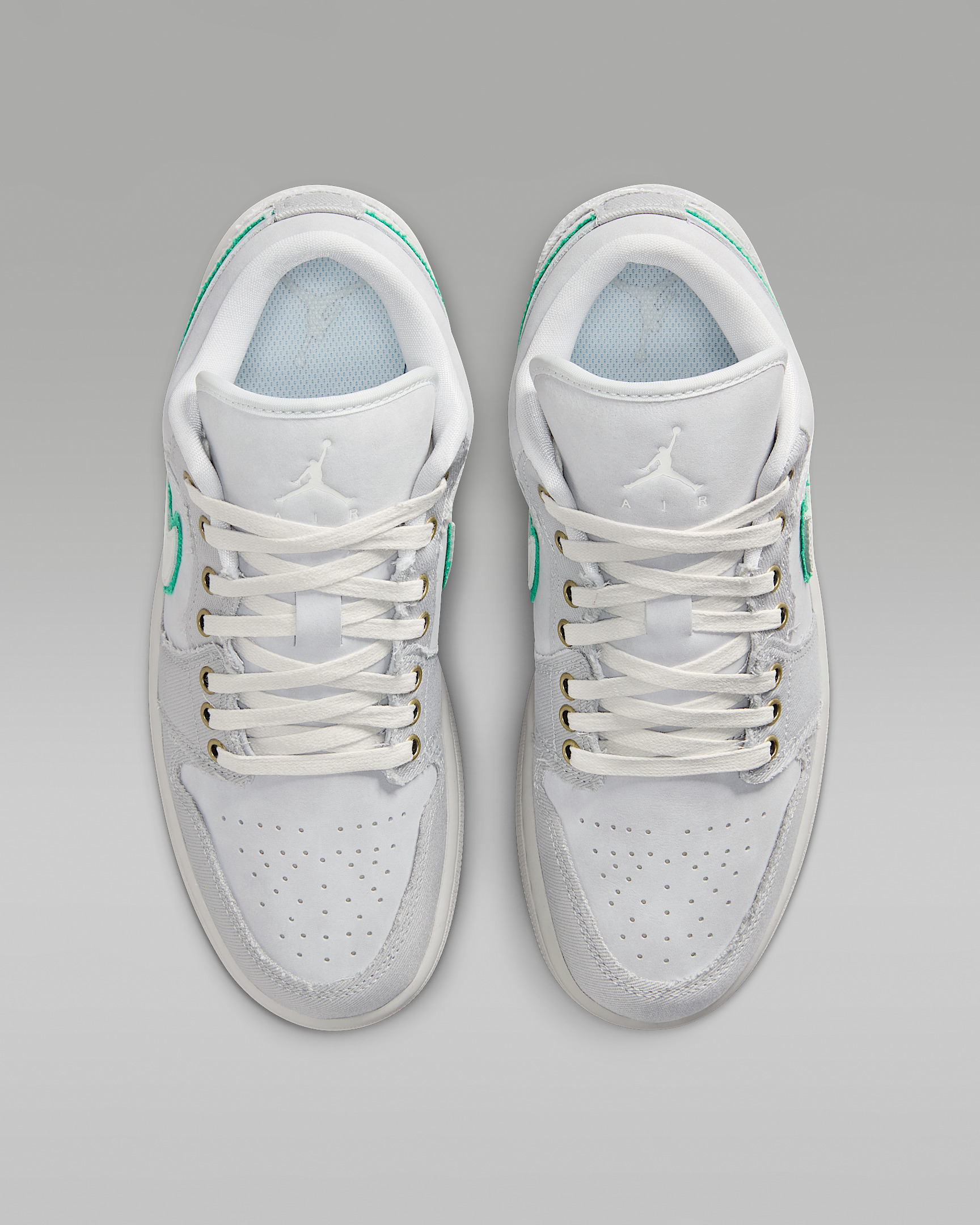 Air Jordan 1 Low SE Women's Shoes - 4
