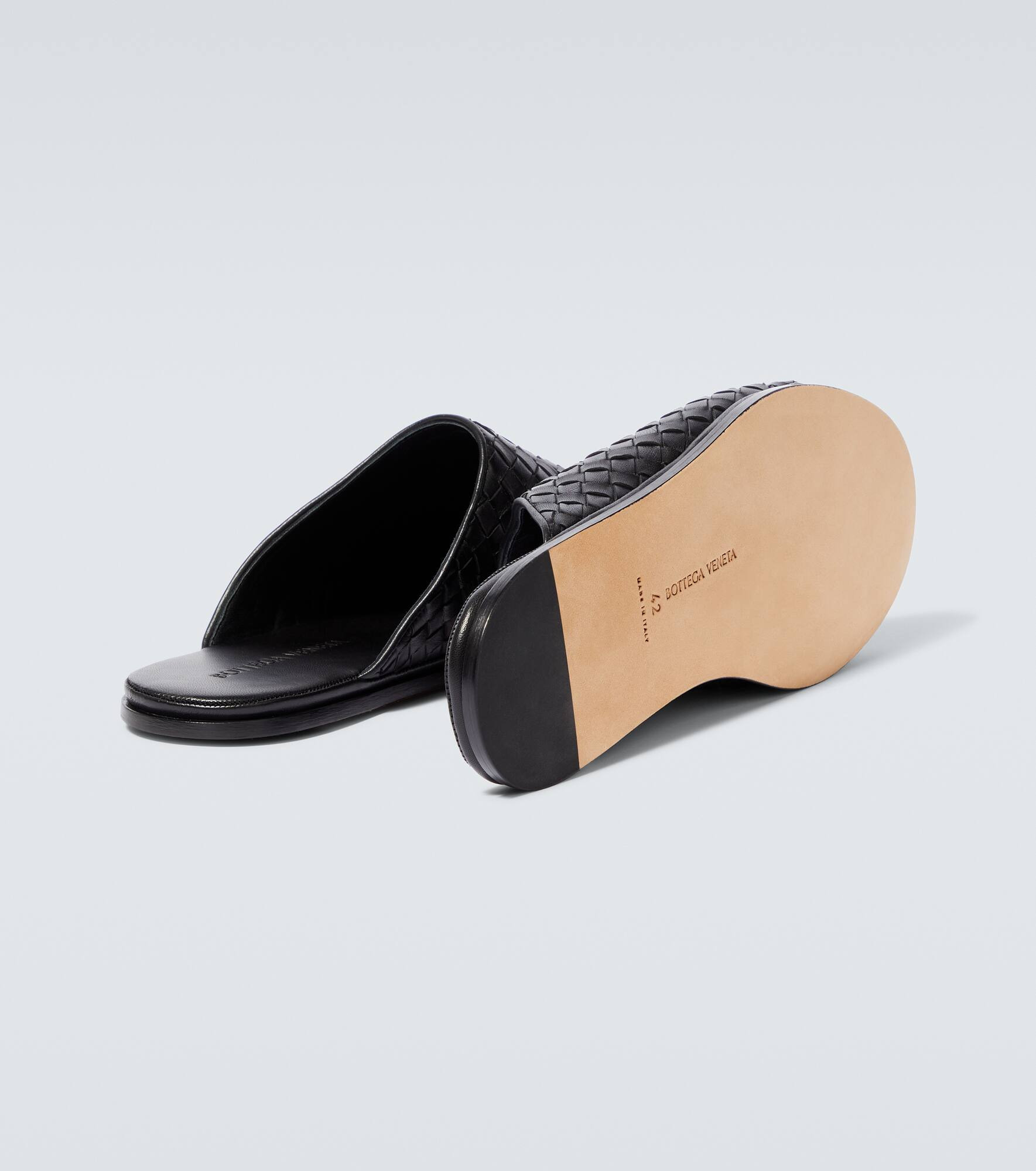 Intrecciato leather slippers - 7