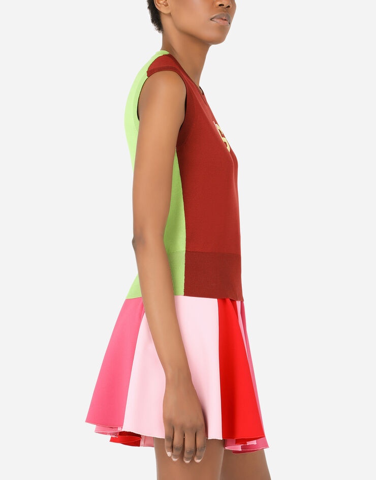 Sleeveless multi-colored silk sweater with patent leather DG patch - 5